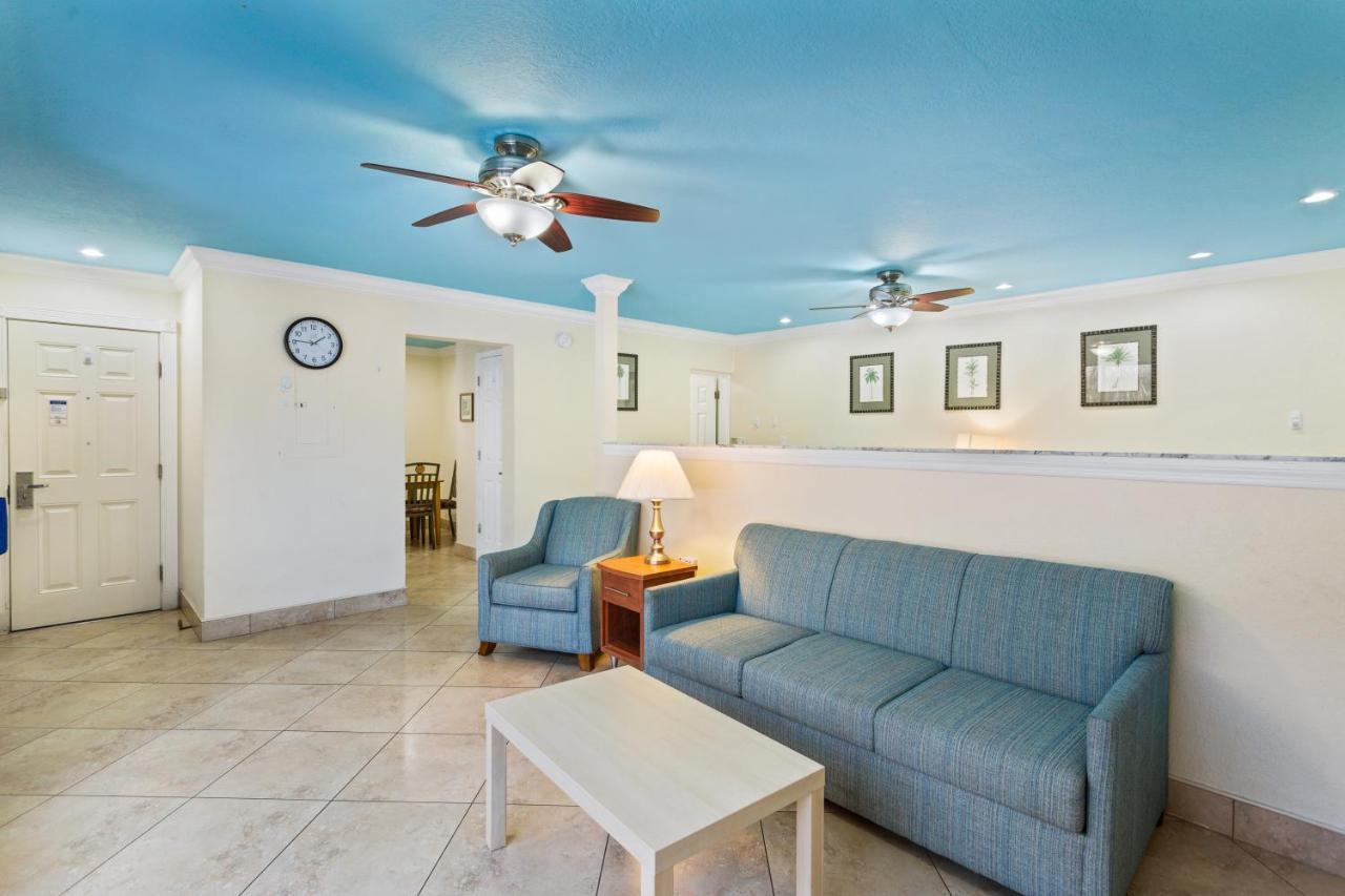 Bayview Plaza Waterfront Resort St. Pete Beach Exterior foto
