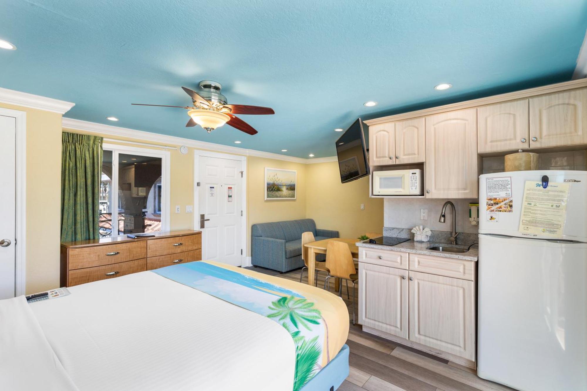 Bayview Plaza Waterfront Resort St. Pete Beach Zimmer foto