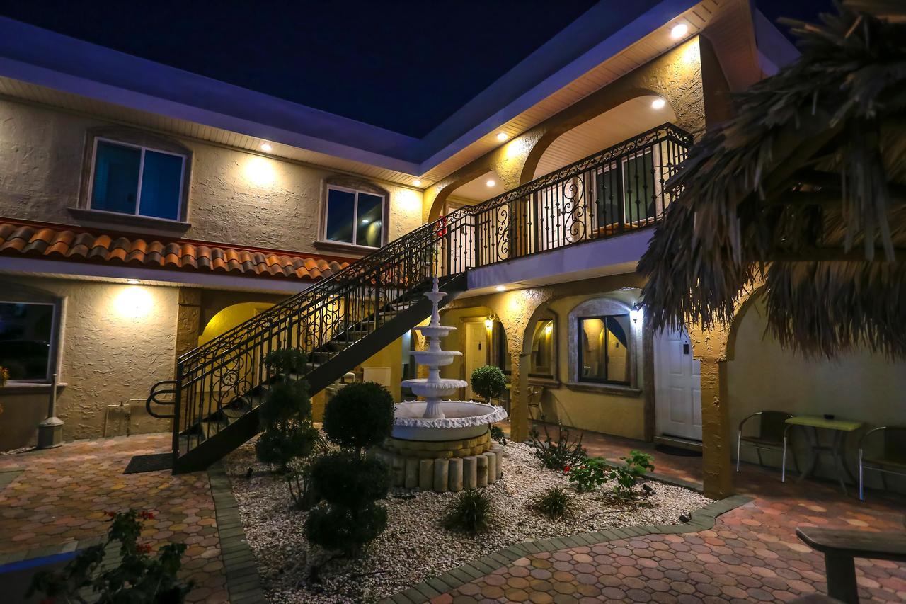 Bayview Plaza Waterfront Resort St. Pete Beach Exterior foto